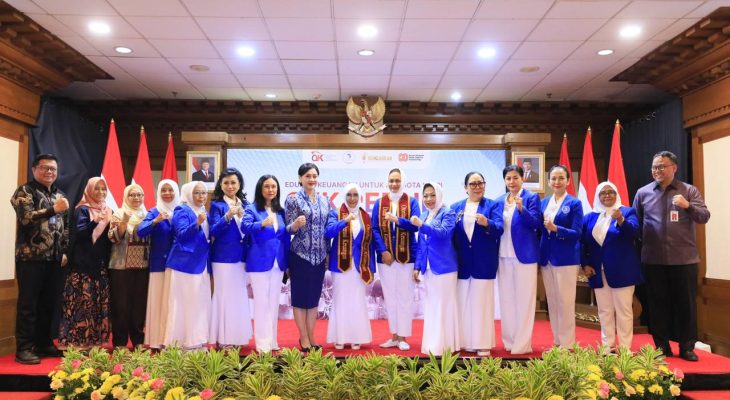 Dorong Literasi Keuangan Perempuan dan UMKM, OJK Gandeng IWAPI Gelar Training of Trainers