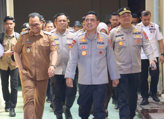 Dukung Program Makan Bergizi Gratis, Kapolda Sumut Tinjau Operasional SPPG Tanjungbalai