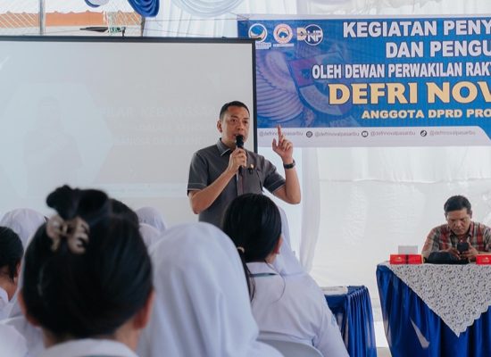 Defri Noval Pasaribu Tanamkan Semangat Pancasila dan Wawasan Kebangsaan di SMAN 15 Medan