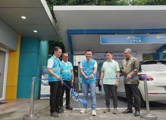 Momentum Hari Pelanggan Nasional, PLN UID Sumut Resmikan Lounge SPKLU Modern