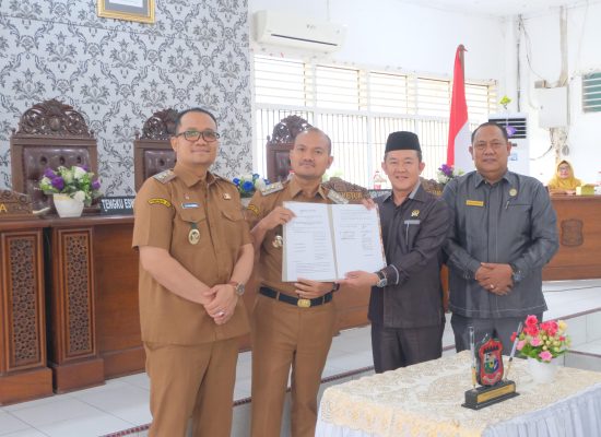 Wali Kota Dan Wakil Wali Kota Hadiri Rapat Paripurna DPRD Kota Tanjungbalai