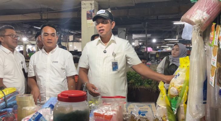 Dirut Bulog Sidak ke Pasar Petisah Medan, Pastikan Beras SPHP Tersalur Lancar