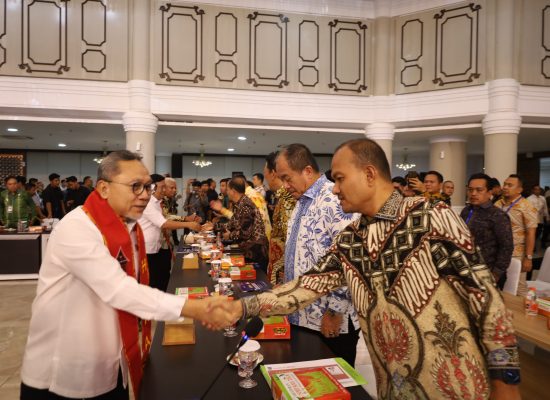 Wali Kota Tanjungbalai Hadiri Rapat Konsolidasi Nasional KDMP di Medan