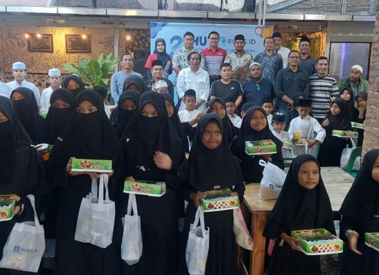 HUT ke-3 Tahun, Rubis.id Rayakan dengan Santuni 50 Anak Yatim Piatu di Medan