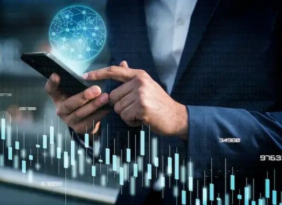 Harga Emas Tembus Rekor Tertinggi, Saham Emas dan Obligasi Jadi Incaran Investor
