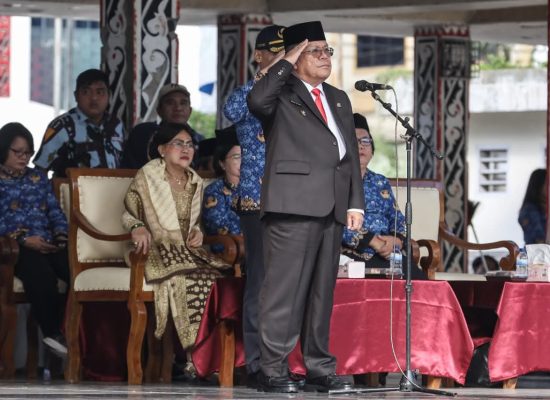 Wesly Inspektur Upacara Peringatan Hari Sumpah Pemuda ke-97 di Lapangan Adam Malik