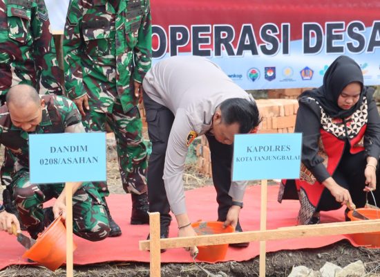 Kapolres Tanjungbalai Hadiri Peletakan Batu Pertama Pembangunan Koperasi Merah Putih