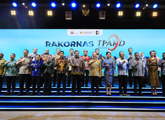 OJK dan Pemerintah Dorong Percepatan Akses Keuangan Nasional Lewat TPAKD