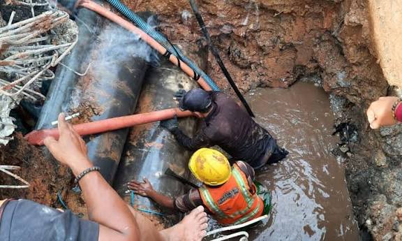 Perbaikan Pipa Bocor, Air Bersih ke Rambung Merah hingga Perumnas Terganggu Sementara