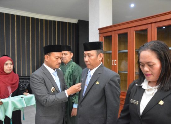 Wali Kota Mahyaruddin Salim, Lantik Dua Pejabat Administrator, Kabag Kesra dan Kabag Orta Sekretariat Pemko Tanjungbalai
