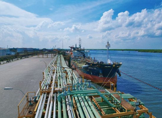 Pelindo Multi Terminal Catat Pertumbuhan 4,8 Persen Arus Kargo Curah Cair Hingga Triwulan III 2025