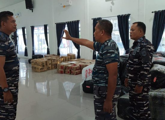 TNI AL Tangkap Dua Kapal Cargo Pembawa Ballpres Ilegal Asal Malaysia