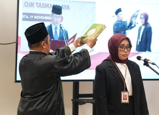 OJK Perkuat Pengawasan Daerah, Nofa Hermawati Dilantik Jadi Kepala OJK Tasikmalaya