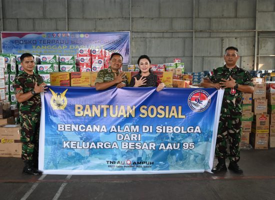 Alumni AAU ’95 Salurkan Bantuan untuk Korban Bencana di Sumatera