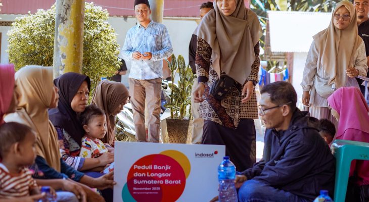 Peduli Sesama, Indosat Bantu Ribuan Warga Terdampak Banjir dan Longsor di Padang Pariaman