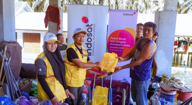 Lewat Program Indosat SIGAP, Bantuan Kemanusiaan Digulirkan untuk Warga Terdampak Banjir Langkat