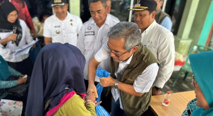 Bulog Salurkan Bantuan Pangan untuk Ribuan Warga di Belawan dan Binjai