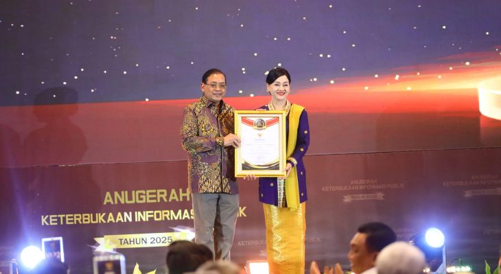 OJK Raih Predikat Badan Publik Terbaik Nasional 2025
