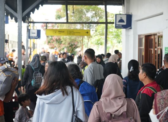 Hari Kelima Angkutan Nataru, KAI Divre I Sumut Layani 44.871 Penumpang, Okupansi Capai 94 Persen