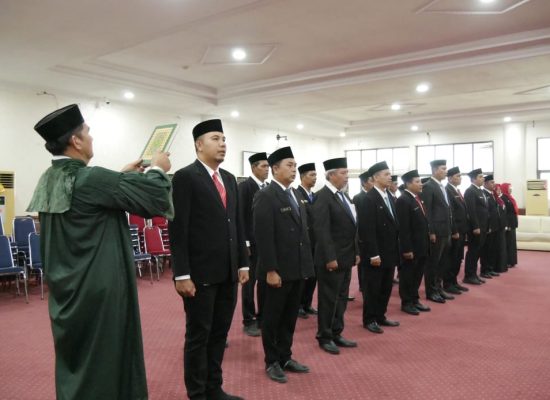 Wali Kota Tanjungbalai Lantik 24 Pejabat, Tekankan Anti-Korupsi dan Inovasi