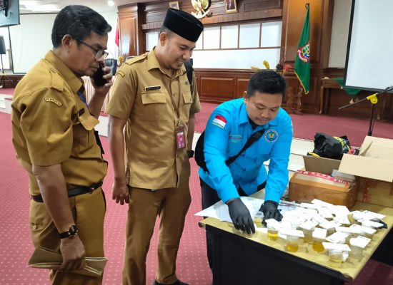 Tes Urine Mendadak, Wali Kota Tanjungbalai “Sapu Bersih” Pimpinan OPD dari Narkoba