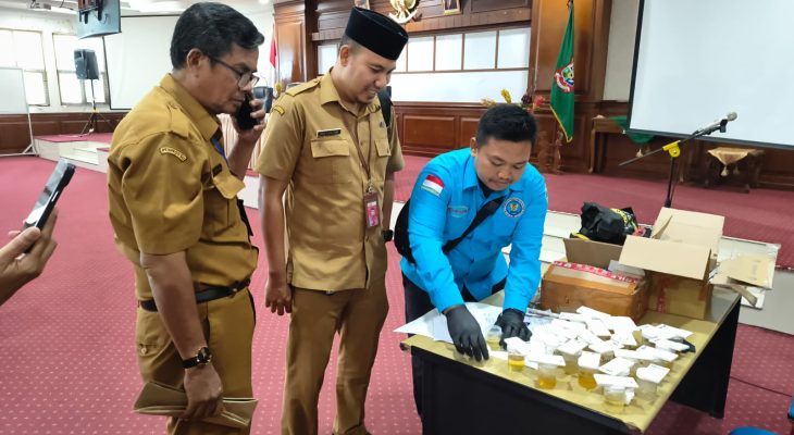 Tes Urine Mendadak, Wali Kota Tanjungbalai “Sapu Bersih” Pimpinan OPD dari Narkoba
