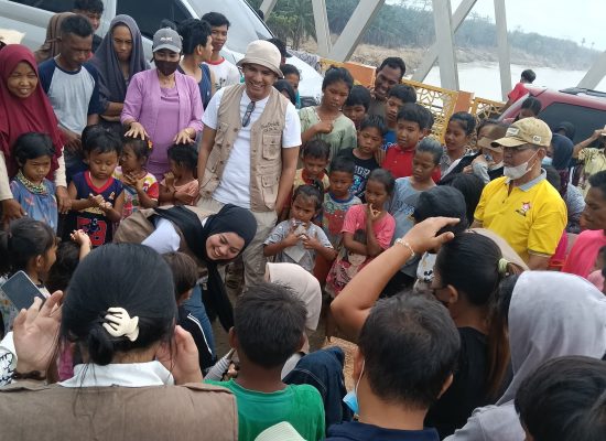Relawan Hadirkan Harapan untuk Anak-Anak Korban Banjir Bandang Aceh Tamiang