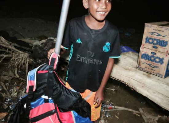 Kisah Ahmad, Bocah Penyintas Banjir yang Lihai Mendayung Pakai ‘Sutil’ Kayu, Kini Miliki Alat Dayung Profesional