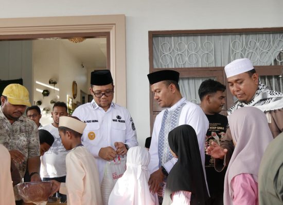 Wali Kota Tanjungbalai Salurkan 1.000 Paket Sembako untuk Anak Yatim dan Piatu