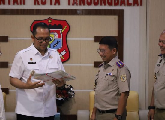 Wakil Wali Kota Tanjungbalai Terima 40 Sertifikat Aset Daerah dari BPN