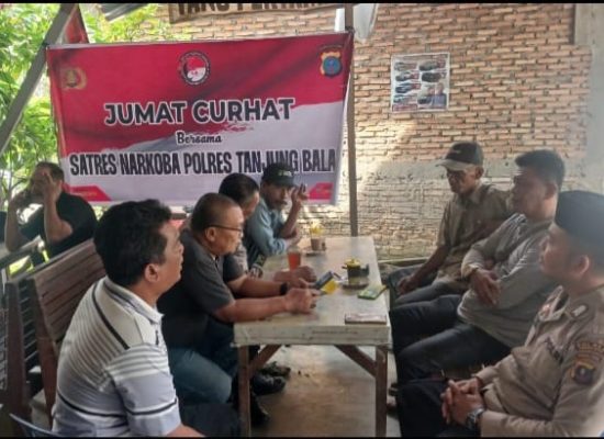 Dengarkan Aspirasi Warga, Polres Tanjung Balai Gelar ‘Jumat Curhat’ di Warung Kopi