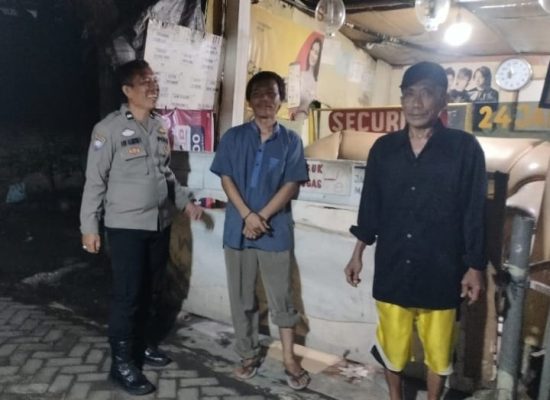 Aktifkan Ronda Malam, Polsek Tanjung Balai Selatan Ajak Warga Jaga Lingkungan Tetap Kondusif