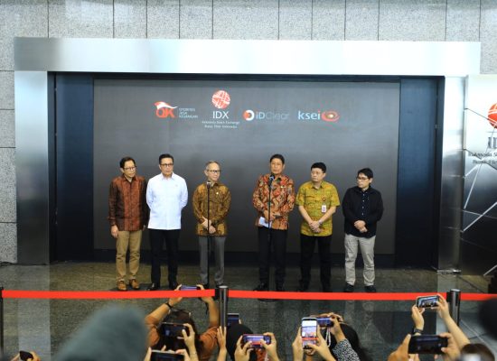 OJK Tunjuk Plt Dirut BEI dan Percepat Reformasi Pasar Modal Nasional
