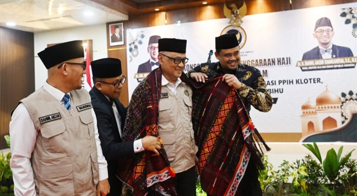 Konsolidasi Kesiapan Haji 2026, Gubernur Bobby Nasution Minta Petugas Fokus Pelayanan Optimal