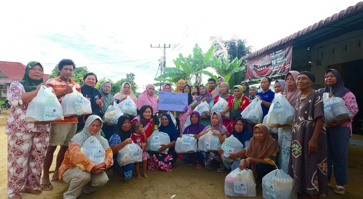 Sinergi YBM dan PLN Peduli, PLN UID Sumut Salurkan Bantuan Pangan untuk Warga Terdampak Banjir di Tapanuli Tengah