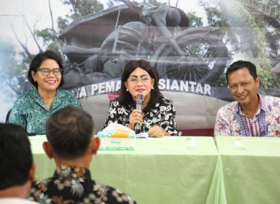 Ketua TP PKK Ny Liswati Buka Sosialisasi dan Pelatihan IVA Test di Siantar Selatan, Ada Inovasi Pak Tia dan Mak Tia