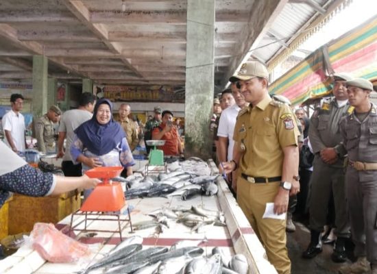 Antisipasi Kenaikan Harga Jelang Ramadhan, Wali Kota Tanjungbalai Bersama Forkopimda Sidak Pasar