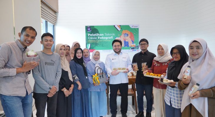 Pertamina Patra Niaga Sumbagut Bekali UMKM Binaan dengan Pelatihan Fotografi Produk