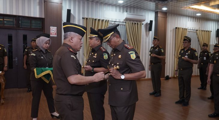 Tegakkan Hukum Berkeadilan, Kajati Sumut Lantik Kajari Deli Serdang dan Padang Lawas