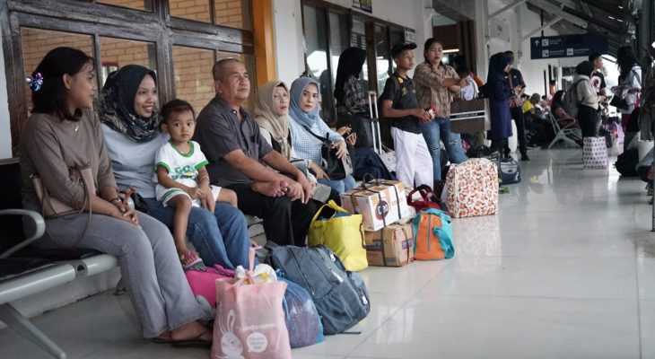 Antusiasme Mudik Meningkat, 30.952 Kursi KA Lebaran di Sumut Ludes Dipesan