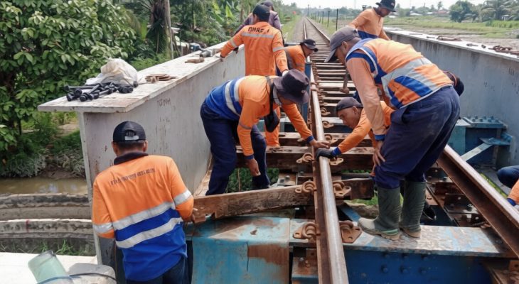 Jamin Keamanan Mudik 2026, KAI Divre I Sumut Tuntaskan Pemasangan 2.293 Bantalan Sintetis di 48 Jembatan