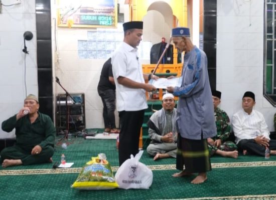 Safari Ramadhan di Masjid Al Ma’shum, Wali Kota Mahyaruddin Salim Ajak Warga Bersinergi Wujudkan Tanjungbalai EMAS