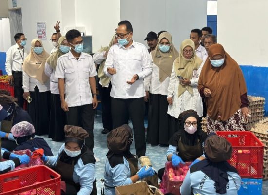 Pastikan MBG Tetap Berjalan Selama Ramadan, Wakil Wali Kota Tanjungbalai Monitoring Pelayanan SPPG