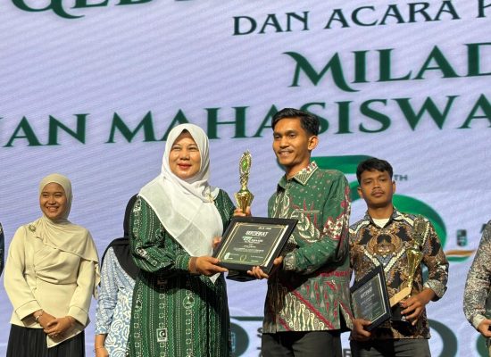 Rizqi Almaajid Raih Juara I Orasi Ilmiah di Gebyar Insan Cita Dies Natalis ke-79 HMI Sumatera Utara