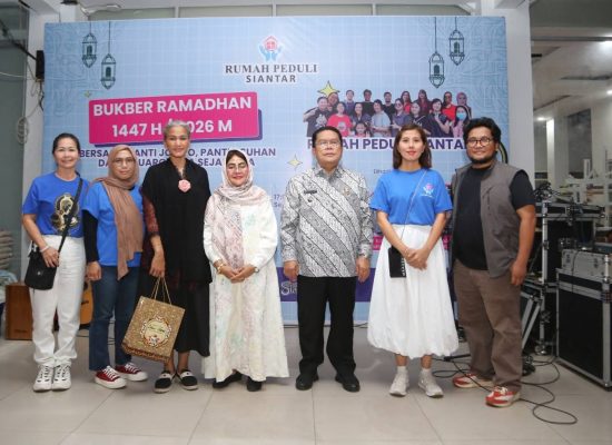 Wali Kota Wesly dan Ketua TP PKK Ny Liswati Hadiri Buka Puasa Bersama Rumah Peduli Siantar