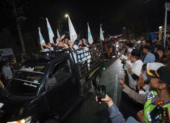 Wali Kota Wesly dan Forkopimda Lepas Pawai Takbir Keliling Idul Fitri