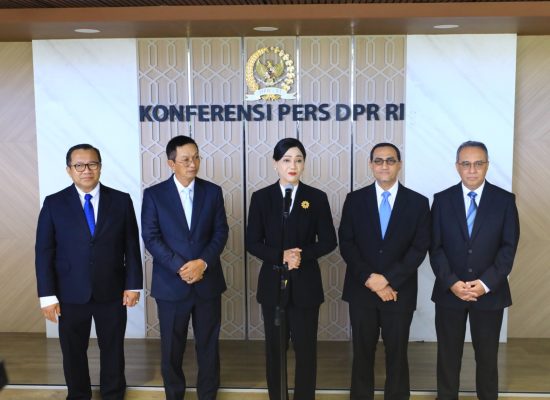 Friderica Widyasari Dewi Ditunjuk Jadi Ketua DK OJK, DPR RI Tetapkan Lima Nama