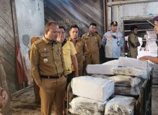 Pastikan Hak Pekerja Terpenuhi, Wali Kota Tanjungbalai Monitoring Pembayaran THR di Sejumlah Perusahaan di Kawasan Teluk Nibung