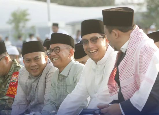 Ribuan Warga Padati Lapangan Merdeka, Wali Kota Medan Ajak Perkuat Kebersamaan di Hari Kemenangan