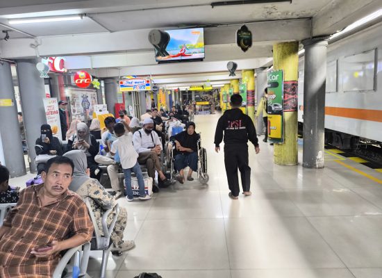 Nyaris Tanpa Keterlambatan, Kereta Api Jadi Pilihan Utama 105 Ribu Warga Sumut Saat Lebaran 2026